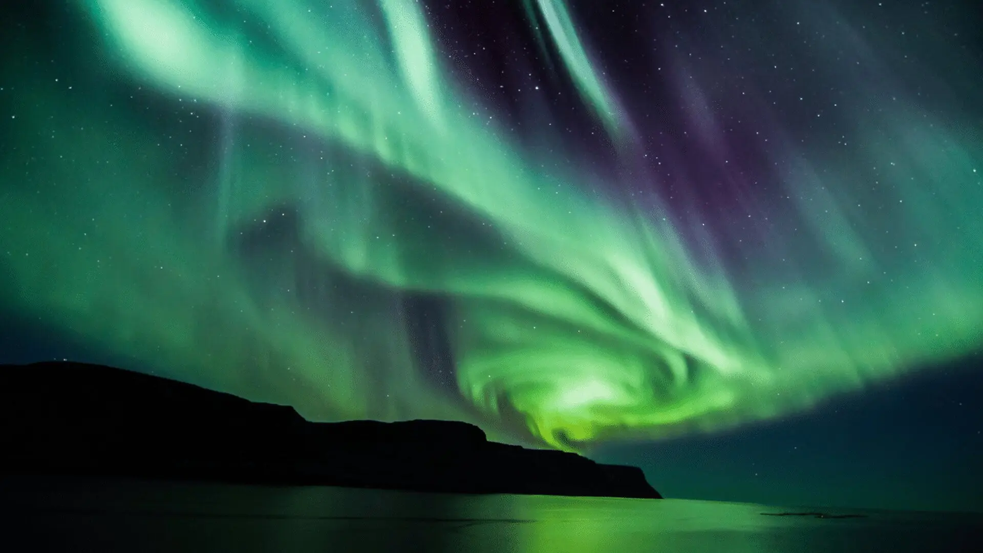 Northern Lights Could Light Up These 10 U.s. States Tonight As Solar Activity Reaches Earth Scaled