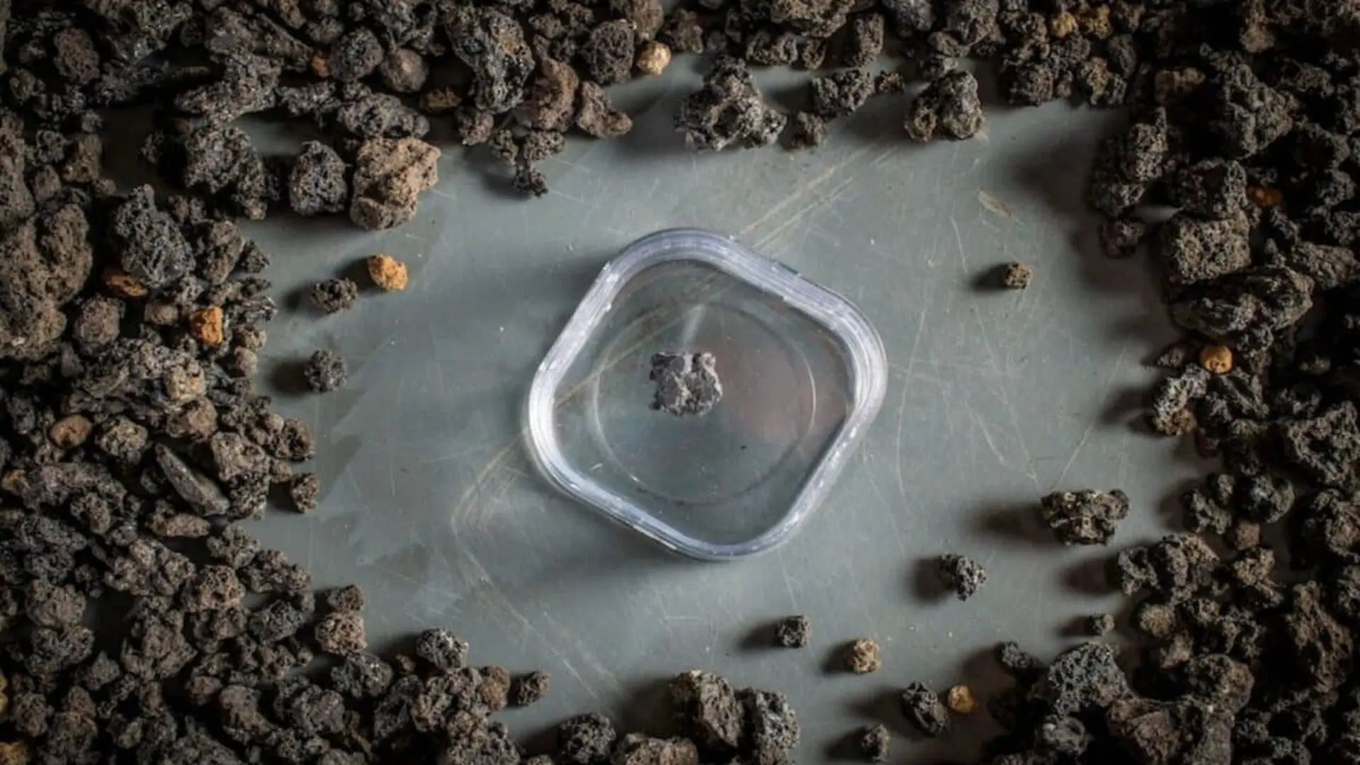 Scientists Found A New Way To Detect Hidden Ice On The Moon Without Digging Underground Scaled