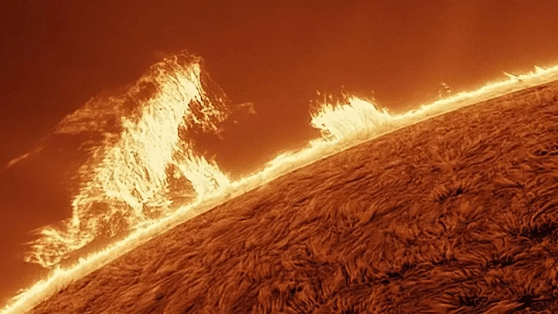 Stunning Solar %e2%80%98godzilla Captured In Backyard Astrophotography Looks Straight Out Of Sci Fi Scaled