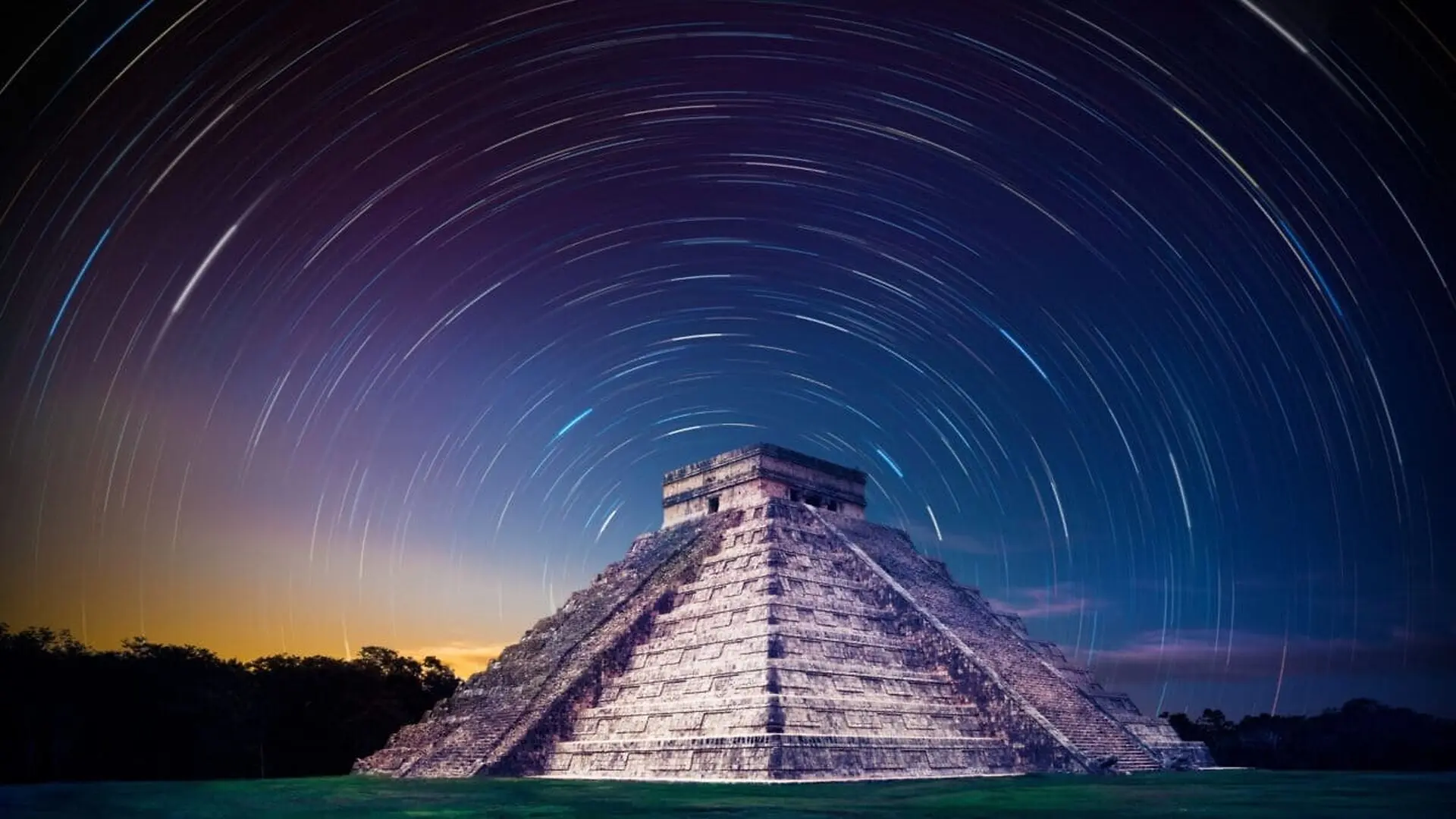 Temple Of Kukulcan Pyramid At Chichen Itza Yucatan Mexico At Night Scaled
