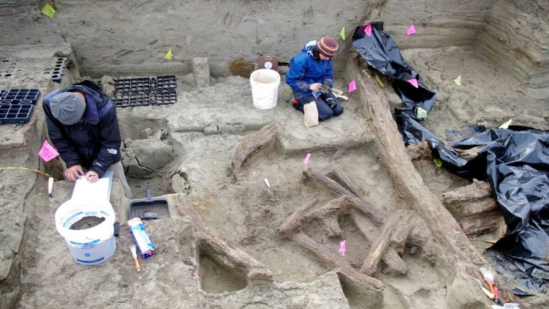 Archaeologists Excavated A Year Old House In Alaska And Found A Bronze Object That Shouldnt Have Been There Scaled