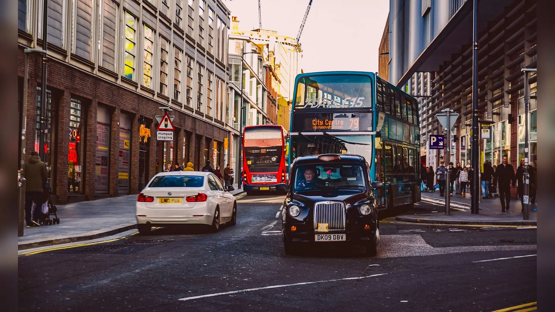 Liverpool Bike Lanes Cut Traffic Delays and Emissions in New Study