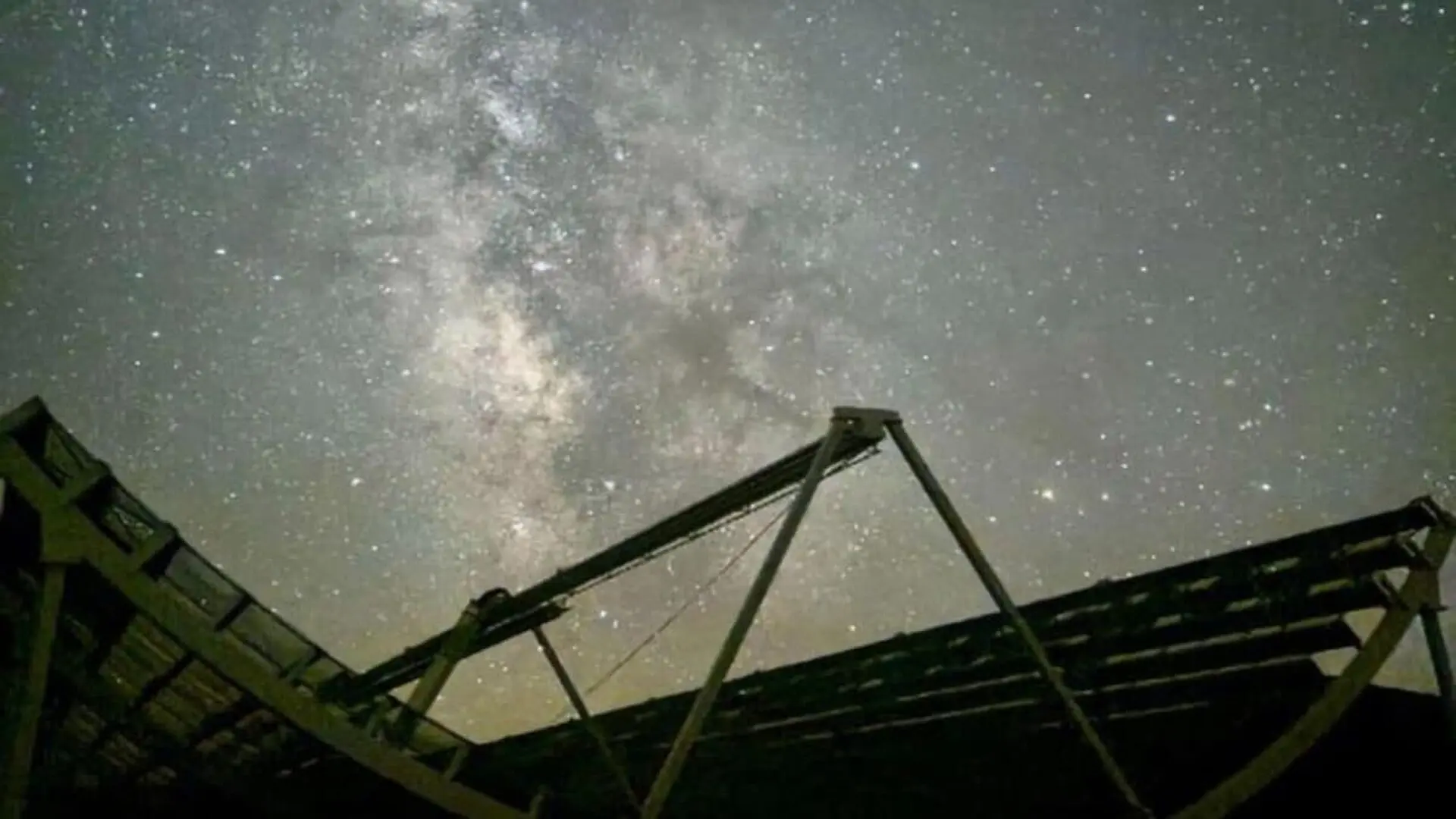 A Powerful Radio Signal Traveled 130 Million Light Years Astronomers May Finally Know What Produced It Scaled
